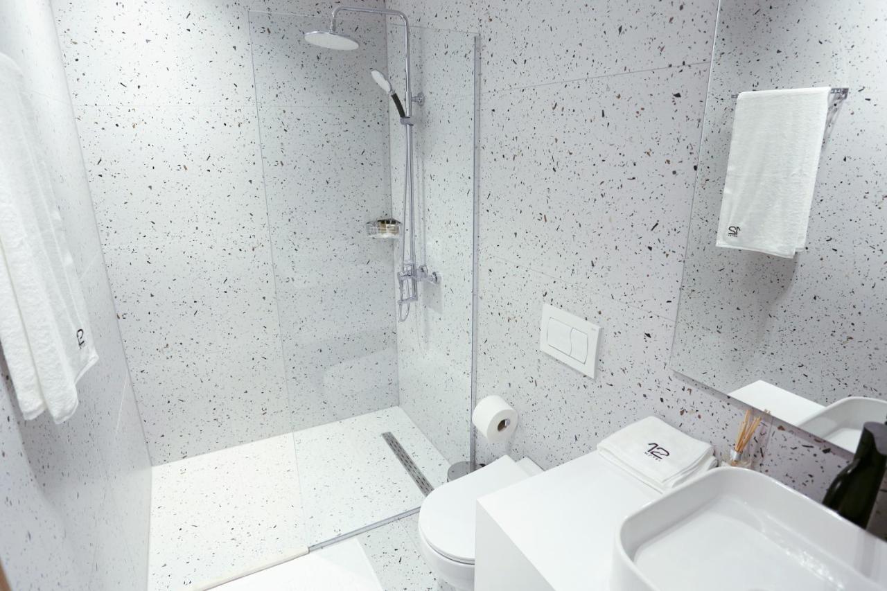 Hotel 12 Gjakova Ngoại thất bức ảnh