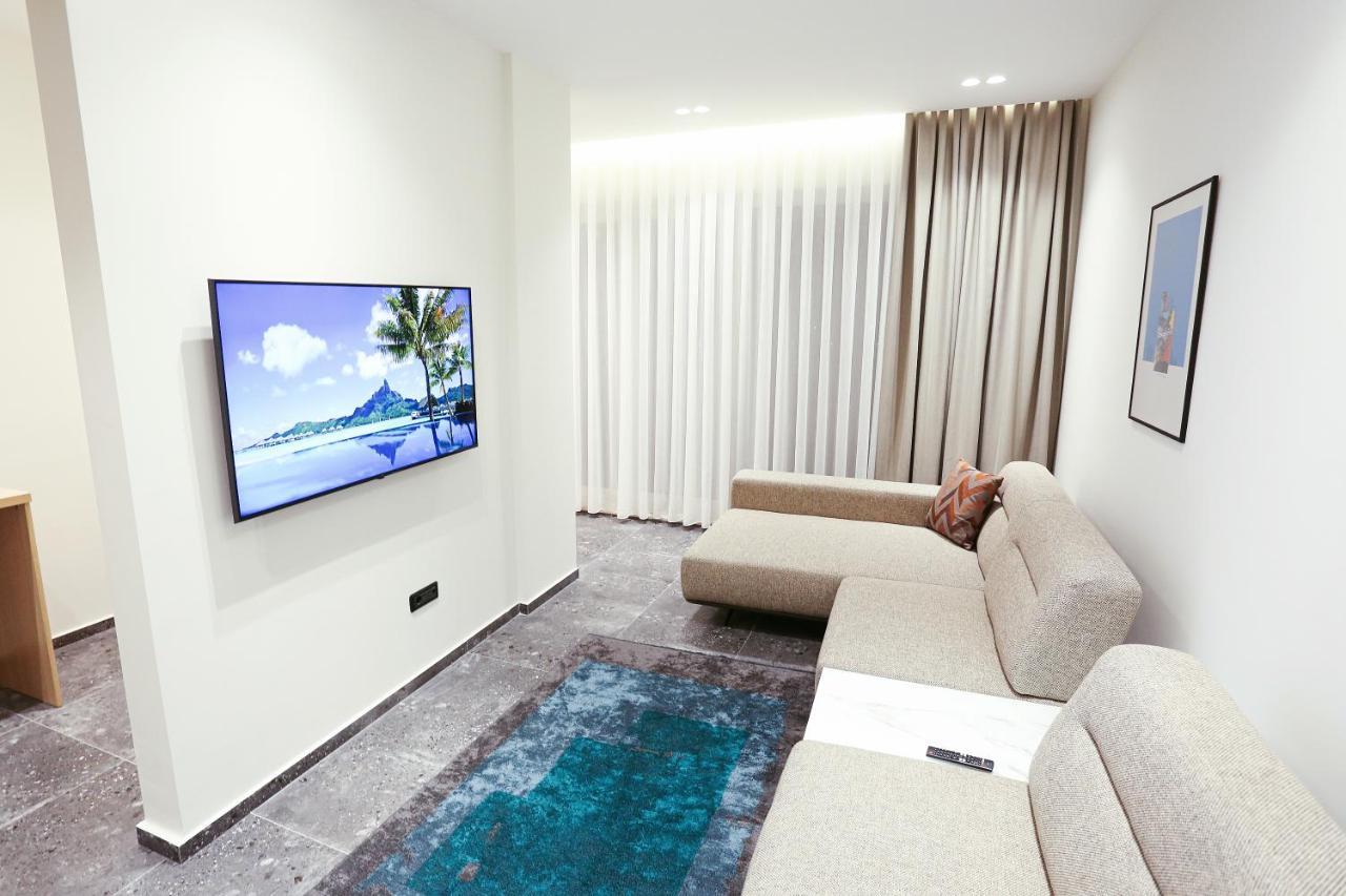 Hotel 12 Gjakova Ngoại thất bức ảnh