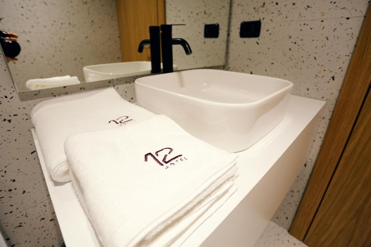 Hotel 12 Gjakova Ngoại thất bức ảnh