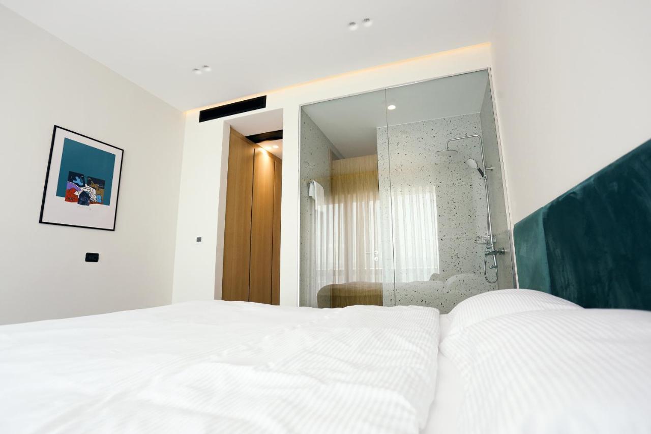 Hotel 12 Gjakova Ngoại thất bức ảnh