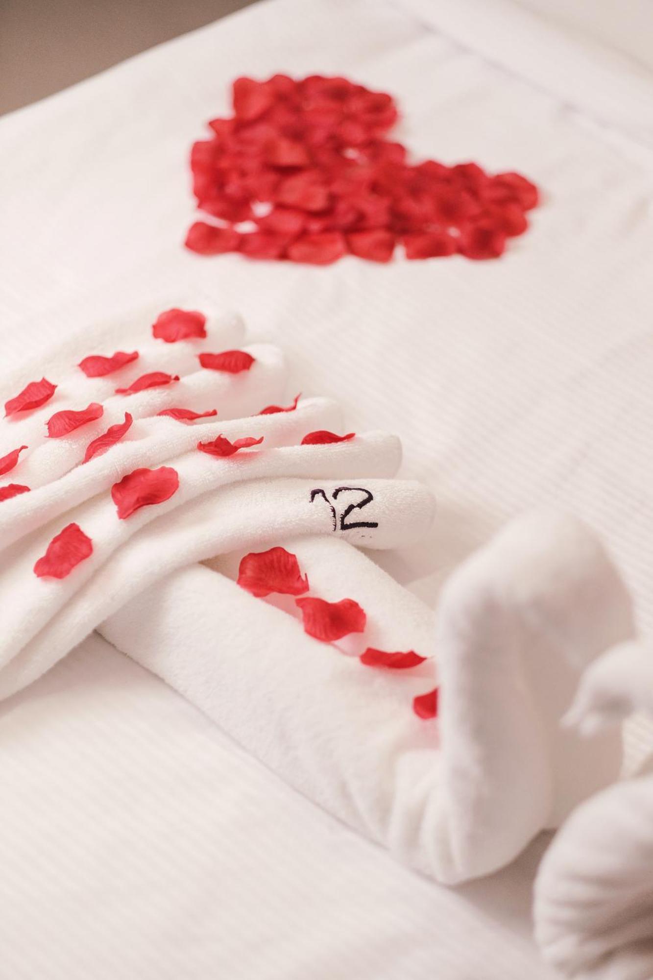 Hotel 12 Gjakova Ngoại thất bức ảnh